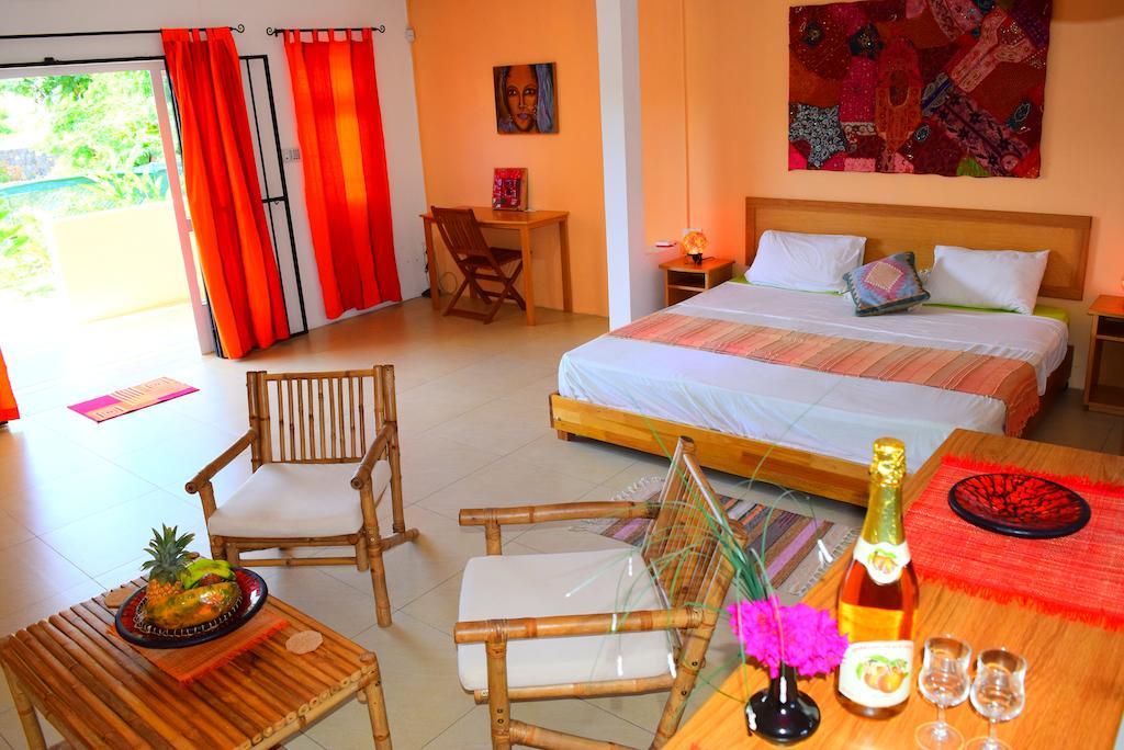 Mountain View Hotel La Gaulette Bagian luar foto