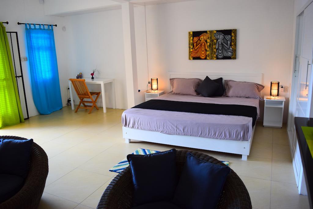 Mountain View Hotel La Gaulette Bagian luar foto